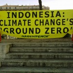 oranghi a piazza Venezia per Greenpeace